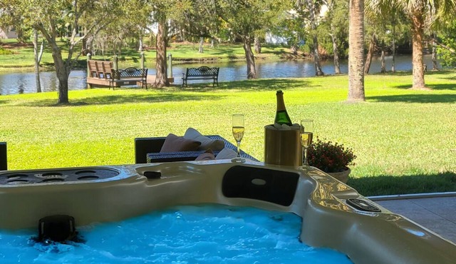 Waterfront with Dock on Private Half-acre with Hot tub and Pool