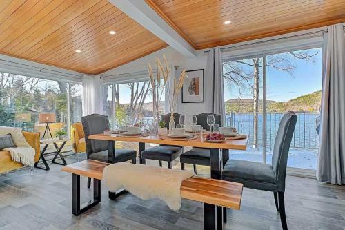 Waterfront with Spa and Lake Access