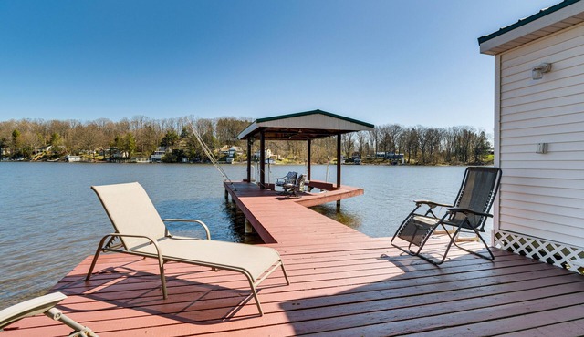 Waterfront Wolcott Vacation Rental w/Deck & Views