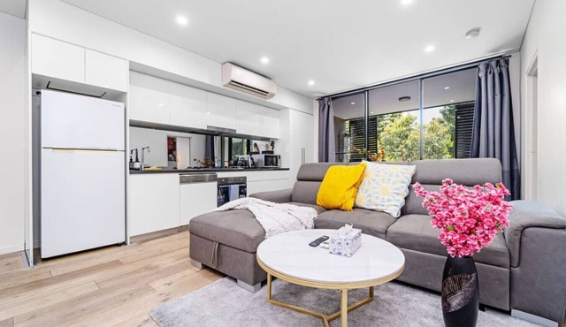 Waterloo 2Br Modern Apartment Nature Park