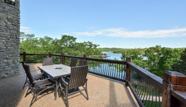 WaterMill Cove Resort Lakefront Lodge By Silver Dollar City 2 POOLS Dock