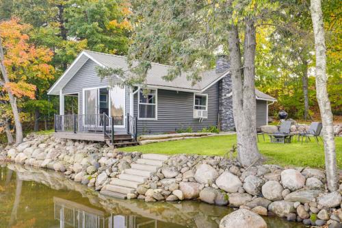 Waters Edge Retreat on Butternut Lake!