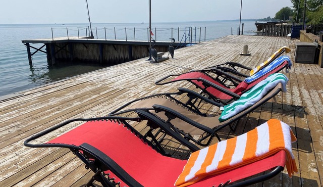 Water’s Edge RetreatnEnjoy your own private waterfront home!