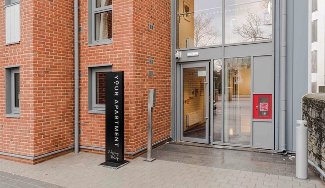 Waterside Living I Luxe Apartments