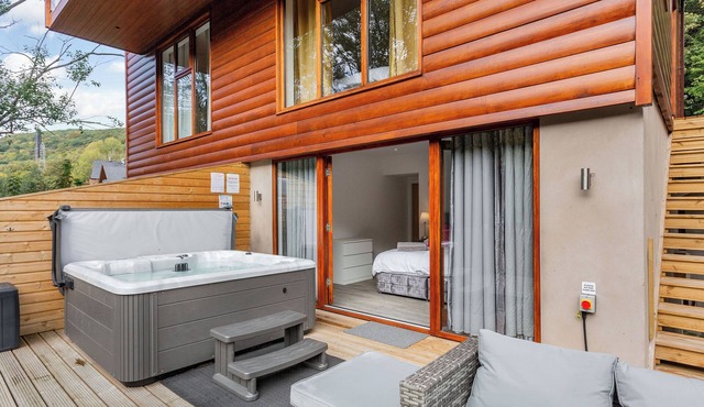 Waterside Lodge Five -UK38263