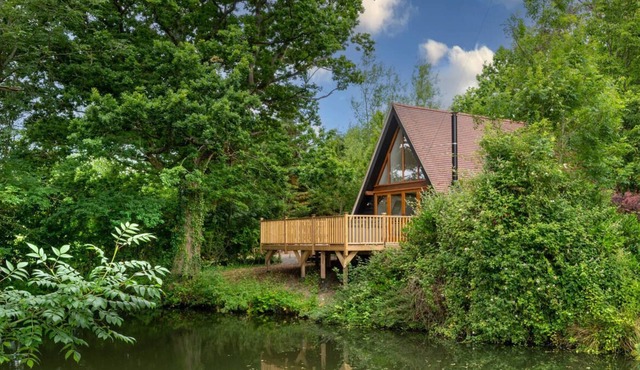 Waterside Lodge in Robertsbridge