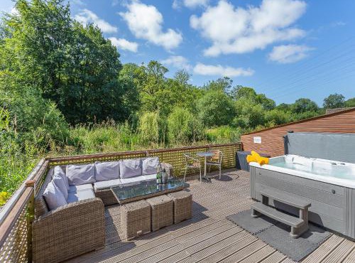 Waterside Lodge Thirteen - Uk11853