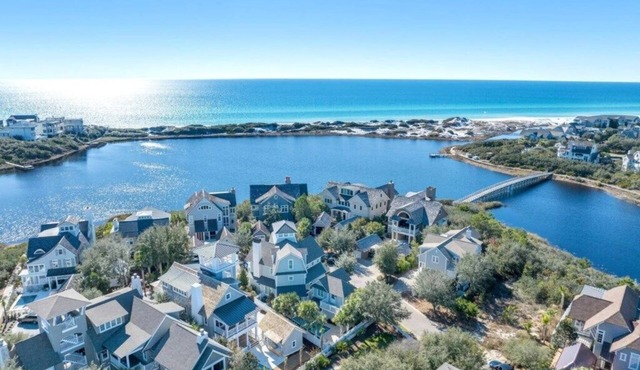 Watersound 30A Luxury | 5BR | Pool, Bikes, Grill