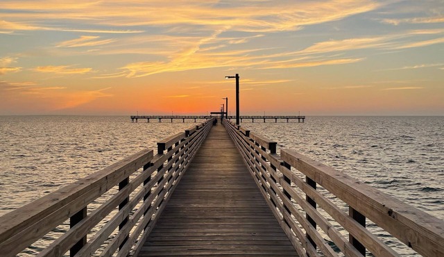 WATERVIEW! Available for short term rental and month to month rental!