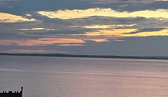 Waterview Cottage with Amazing Sunsets overlooking The Chesapeake Baynnnnnnnn