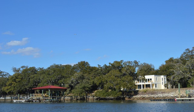 Waterway BnB Charleston Romantic Getaway Water View
