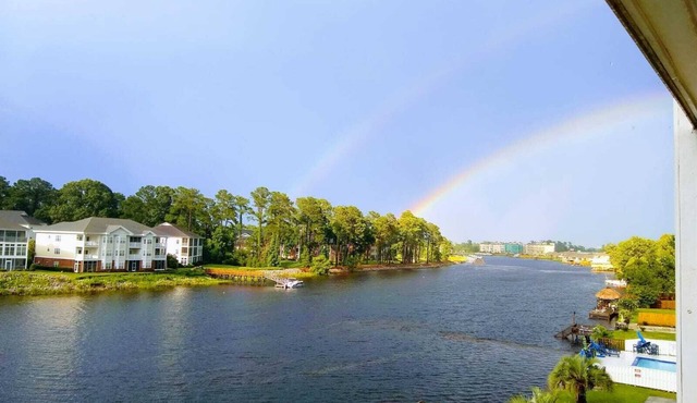 WATERWAY FRONT 2BR 2BA FURN CONDO 90-365 NIGHTS POOL DOCK BOAT RAMP Aug 31 avail