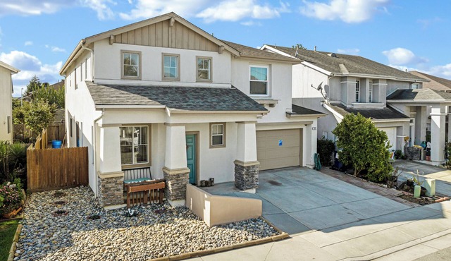 Watsonville Beach Home for 16! Pet friendly!