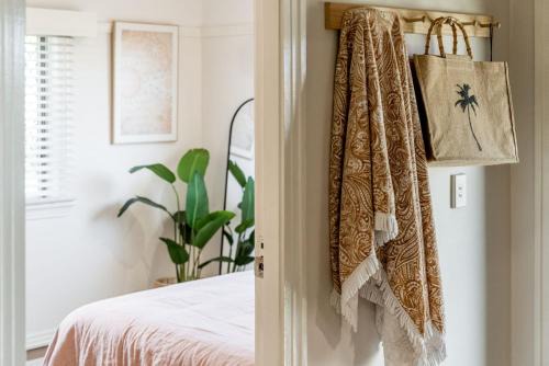 Wattleseed - 4 Wattle Street