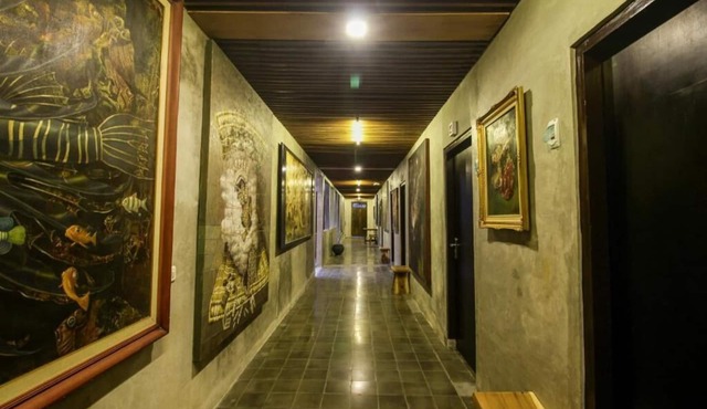 Watu Agung Guest House