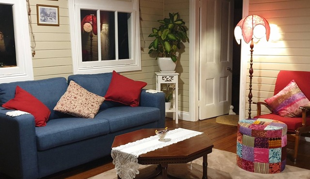 Waukivory School House 1913. "A stay that goes back in time"