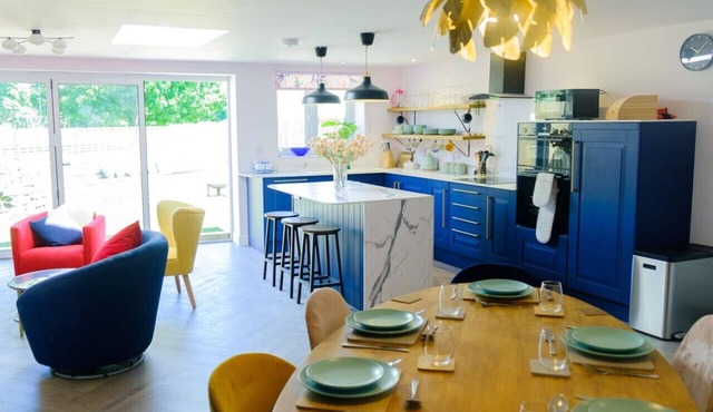 Wave Cottage Bristol