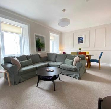 Waverley Apartments, The Wheelhouse