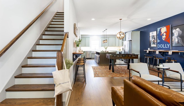 Waverly by AvantStay | Nashville-Inspired Townhome w/Luxury Kitchen, Pool Table