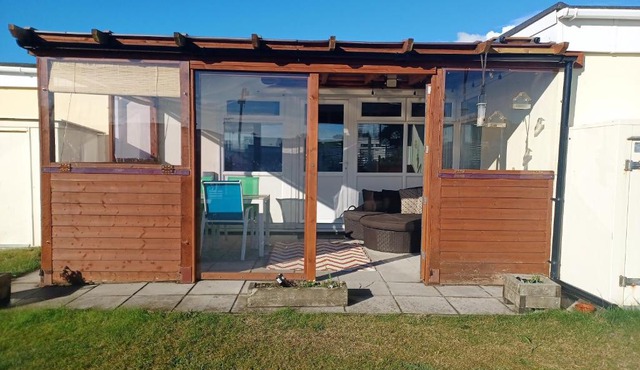 Waves And Woods Holiday Home