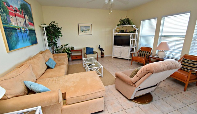 🦐🦀Waves, Sand and Fun in the Sun!🐳🐬 🌊 Best time of the year!