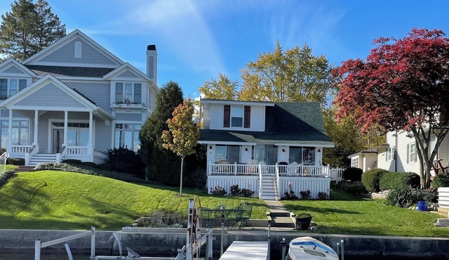 Wawasee cottage Pier 523