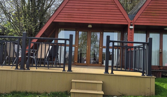 WAYFARERS-Stunning SEA VIEWS at Kingsdown Park, with pool on site no118