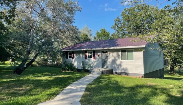 Waynesville 3 Bedroom home, 8 minutes from base