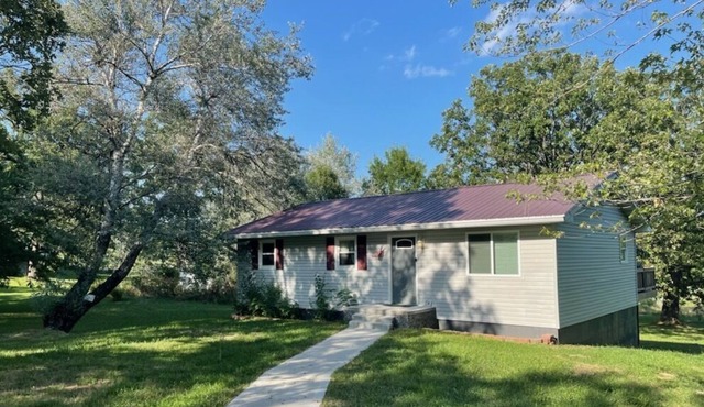 Waynesville Clean 3 Bedroom home, 8 mins from base