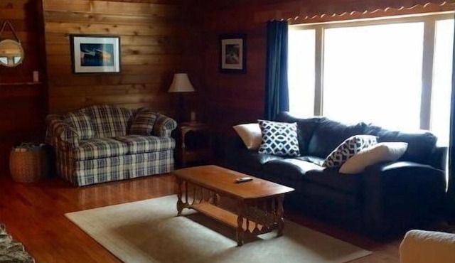 Waypoint Cottage Oceanfront Retreat