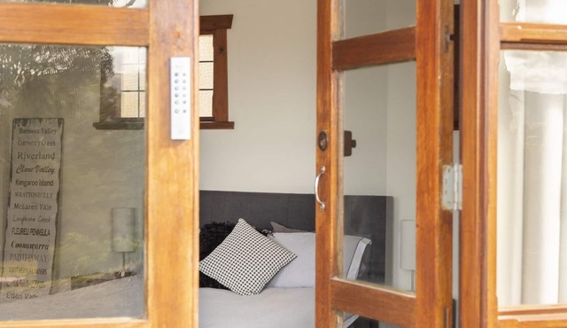 WayWood Wines Vineyard Hideway