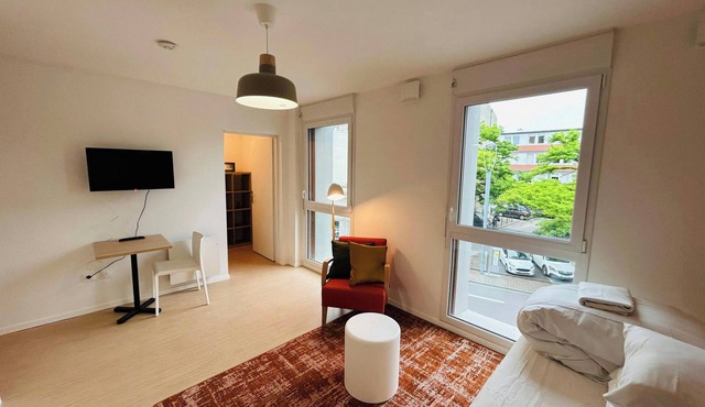 We Live In R - Suite 204