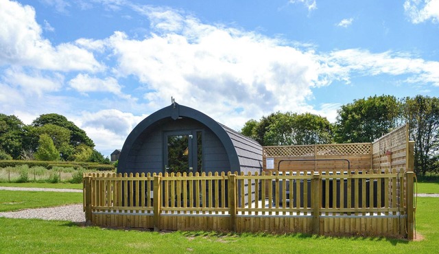 We love this family friendly pod with private hot tub.