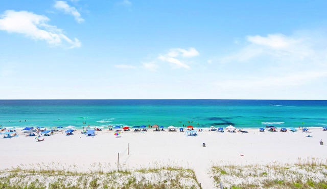 We❤️Snowbirds-Gulf FRONT-Beachside Pool-Billiards Room-2BR Mariner East 505