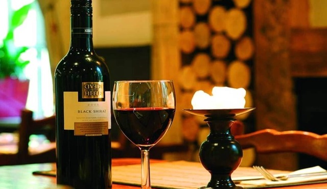 We Three Loggerheads