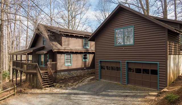 Weathering Heights - Hot Tub, Game Room, Close to Boone and Banner Elk!