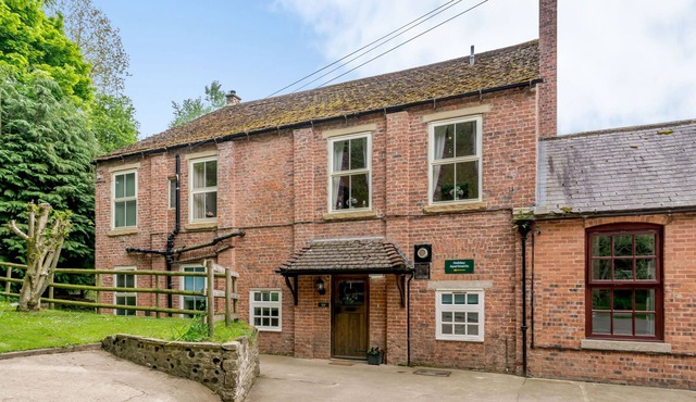 WEAVER APARTMENT, pet friendly in Osmotherley