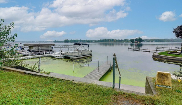 Webster Lake Home w/Patio ~ 3 Mi to Town!