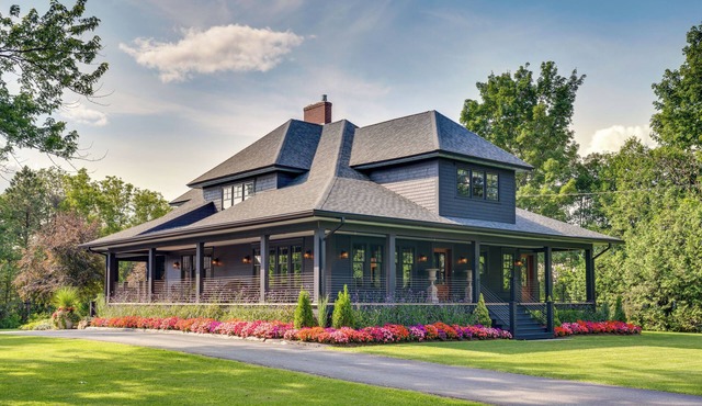 Wedding Party Fun! Arts + Crafts Gem in Derby