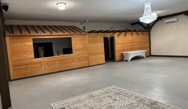 Wedding venue Resort with WiFi and AC in charming East Palatka