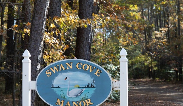 Weddings/Reunions/Corp & Private Retreats 22 Acre Chesapeake Waterfront Estate