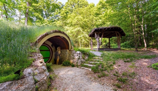 Wee Nook- a Hobbit Hole