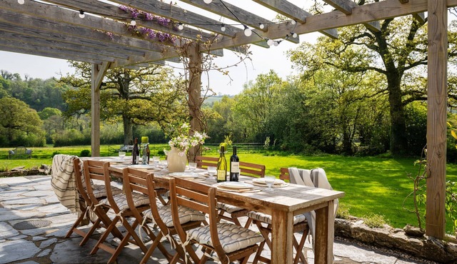 Weekemoor - a house that sleeps 8 guests in 4 bedrooms