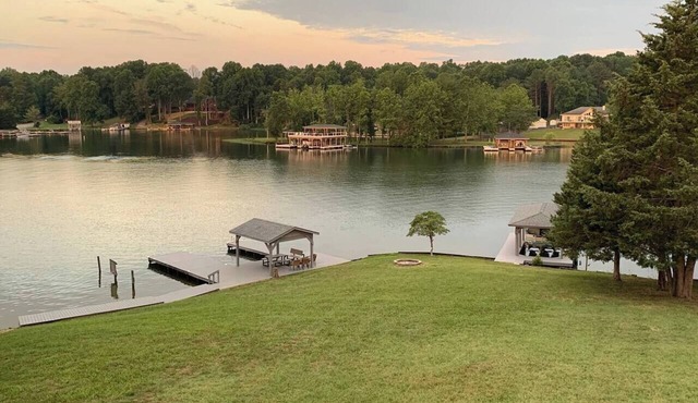 Weekend at Bernie's Lake Anna