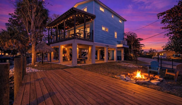 Weeki Tiki House: Laid-back paradise on the Weeki Wachee River