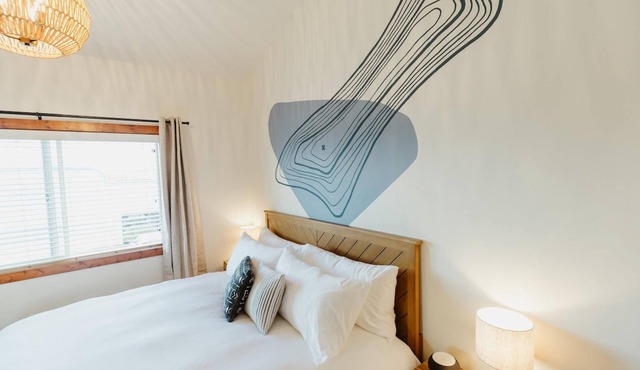 Weekly Discount Downtown King Suite