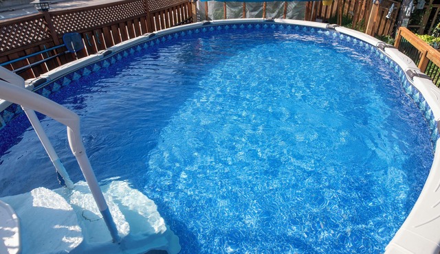 Weekly, monthly discounts, clean, comfy pet friendly, sleeps 4, hostess managed