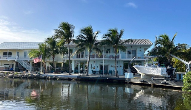 WEEKLY RENTAL! NEW RENTAL LISTING! Key Largo Waterfront Home in Gated Community