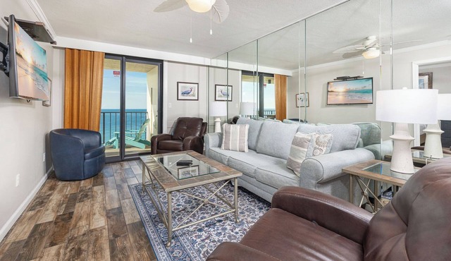 WEEKLY SPECIALS! Phoenix I *2 Bedroom* 11th Floor