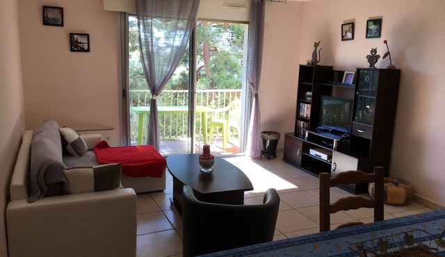 Weekly vacation rental only